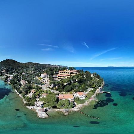 Albergo Filippo II Порто-Санто-Стефано Екстер'єр фото